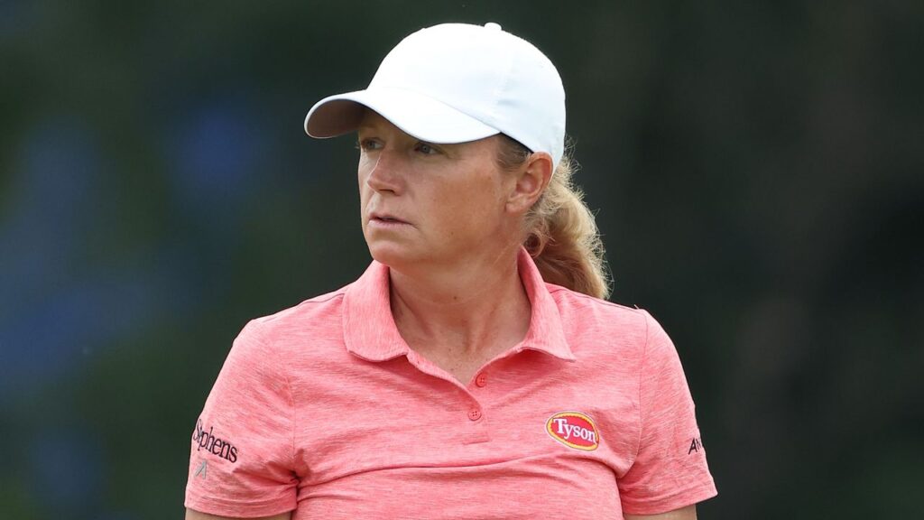 two-time-major-winner-stacy-lewis-bids-emotional-farewell-to-pro-golf-at-chevron-championship