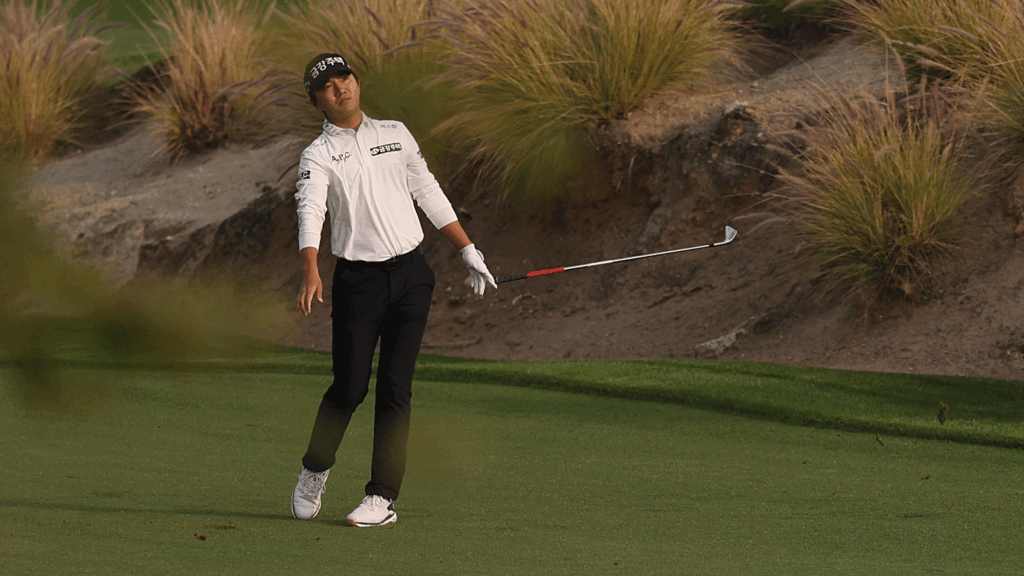 tour-pro-disqualified-after-hitting-six-shots-‘off-a-cliff’-and-running-out-of-balls