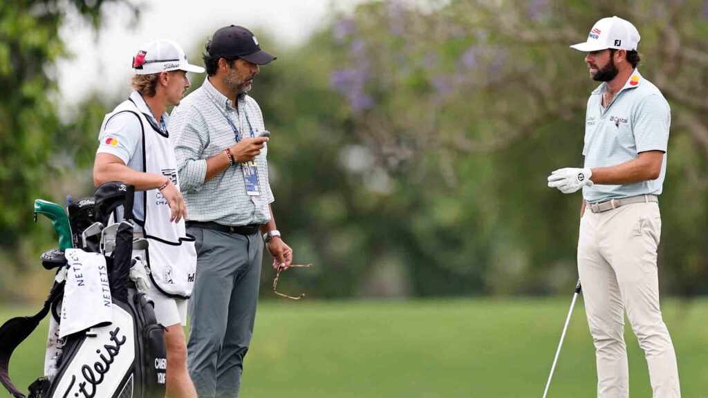 ‘only-guy-that-knew-it:’-pga-tour-leader-stunningly-blows-rules-whistle-on-himself