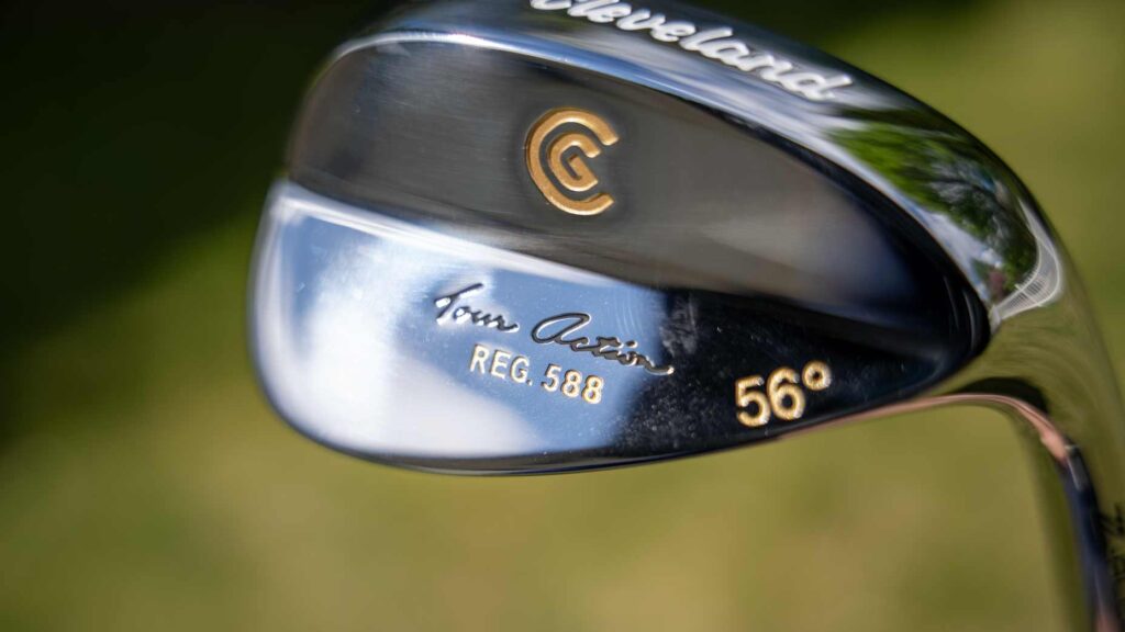 cleveland-releases-limited-edition-set-of-legendary-588-tour-action-wedges