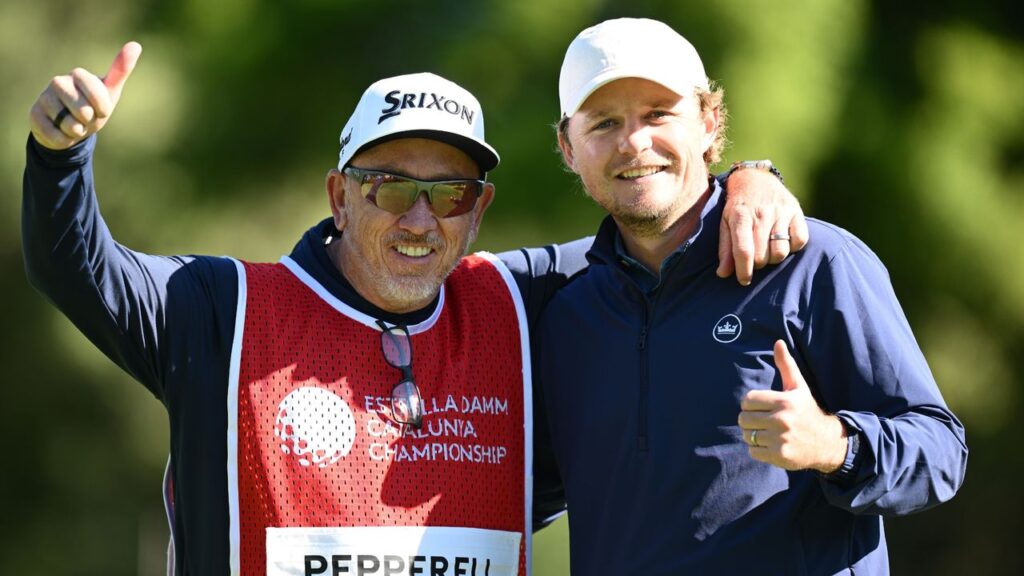 legendary-caddie,-who-was-previously-on-the-bag-for-justin-rose-and-lee-westwood,-retires-after-38-year-career