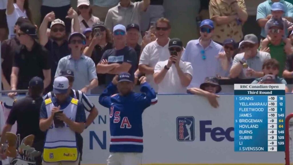wyndham-clark-hilariously-trolls-canadian-fans-with-usa-hockey-jersey